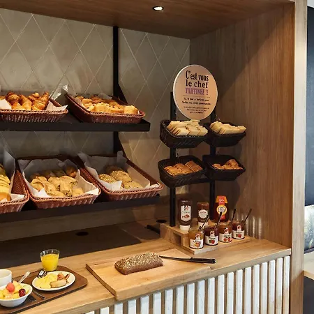 Centre Arènes Hotel 3*