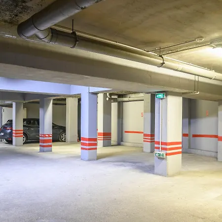 Centre Arènes Hotel