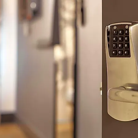 Hotel Centre Arenes Nimes