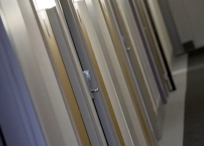 Отель Centre Arenes