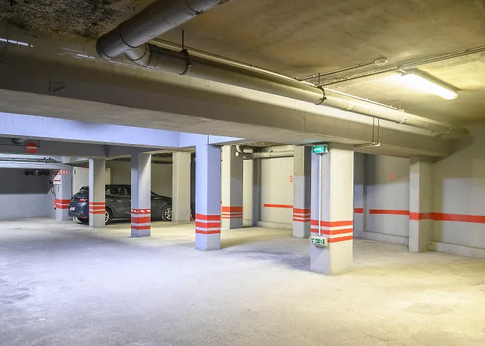 Centre Arenes Отель