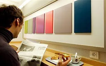 Отель Centre Arenes Ним